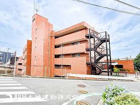 【外観写真】時間のゆとりと空間、暖かな陽光がもたらす光と風を独占してください。