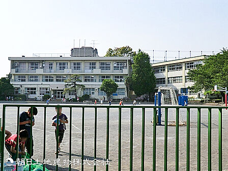 南第一小学校550m