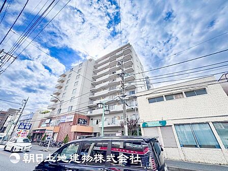 人間の感性を育むプライベートルームはシンプルが1番だと思います。