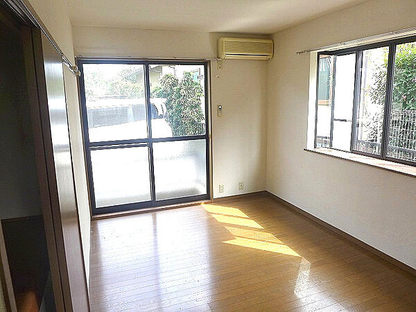 apartment 埼玉県所沢市大字荒幡
地図を見る