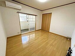 ピュアハウス 202 2階1DKのリビング/ダイニング