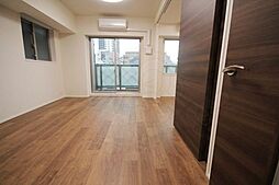 ノルデンタワー南森町プレミアム 5階1LDKのリビング/ダイニング