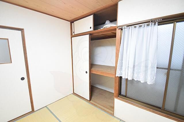 寝室