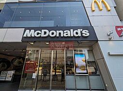 マクドナルド目黒駅前店 徒歩3分。 190m