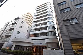 ノイメゾン京町堀  ｜ 大阪府大阪市西区京町堀２丁目（賃貸マンション2LDK・3階・64.03㎡） その1