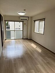 ノースコア北府 102 1階1LDKのリビング/ダイニング