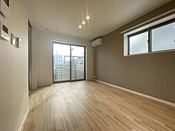 レフィアント高木 201 2階1LDKのリビング/ダイニング