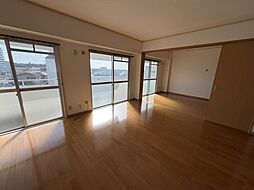 シャトー北別府 403 4階2LDKのリビング/ダイニング