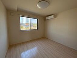 Maison YURI 203 2階2LDKのリビング/ダイニング