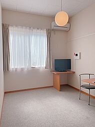 レオパレスユバ 203 2階1Kのリビング/ダイニング