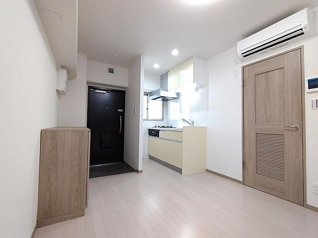 リビング/ダイニング サニーコート滝野川 1階/101