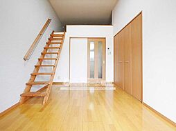 ビオス成章 102 1階1Kのリビング/ダイニング