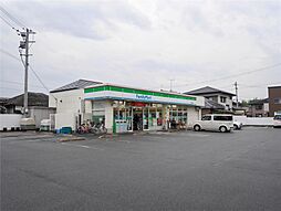 ファミリーマート 佐賀多布施店(700m)