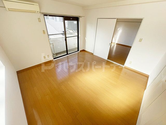 洋室
