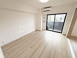 S-RESIDENCE北綾瀬awesome 4階2LDKのリビング/ダイニング