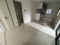 グランド・レジデンス A 1階4LDKのリビング/ダイニング