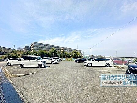 駐車場はこちら♪(2026年3月時点空無)