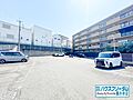 駐車場はこちら...