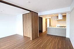 レジデンスシンコー 3階2LDKのリビング/ダイニング