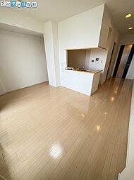 アップルガーデンイースト 7階1LDKのリビング/ダイニング