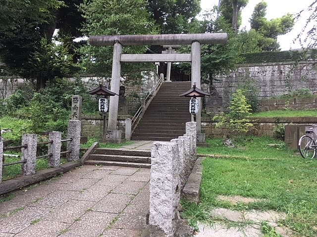 周辺