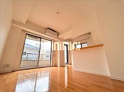 プラムガーデン関根 210 2階1LDKのリビング/ダイニング