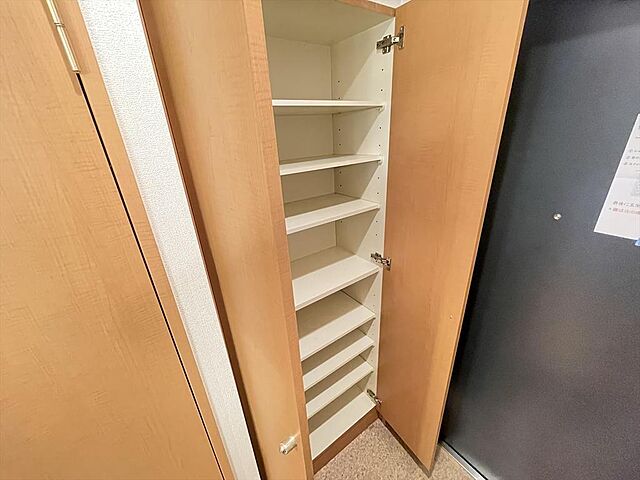 収納