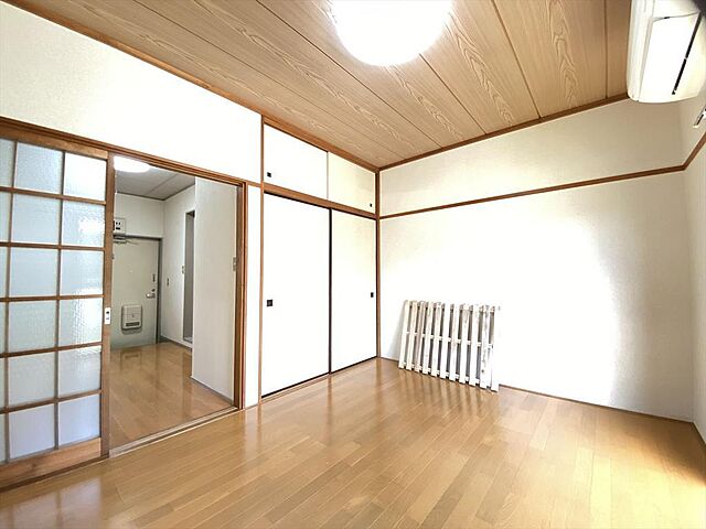 寝室