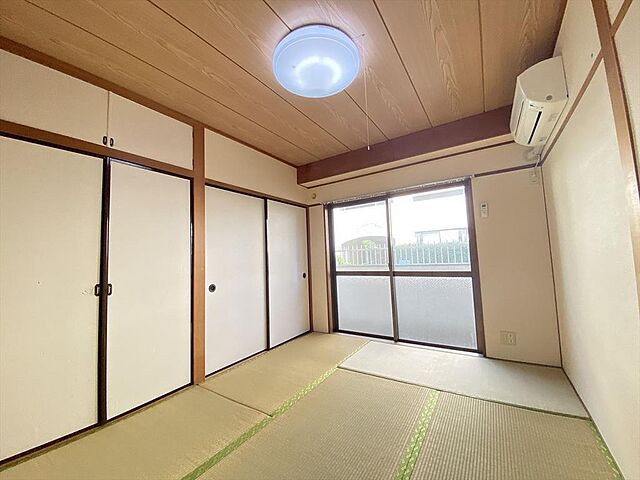 寝室