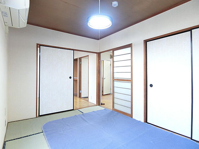 寝室