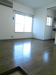 ハウスサンオミノ 201 2階ワンルームのリビング/ダイニング