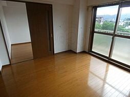 グラン・リヴィエール西京極 2階2LDKのリビング/ダイニング