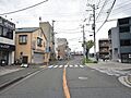 前面道路は広く...