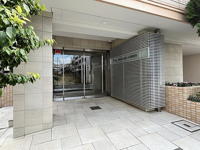 エントランス セザール長原ガーデン 3階/-