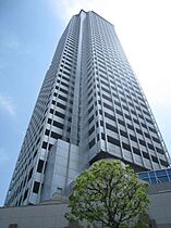 メロード吹田  ｜ 大阪府吹田市片山町１丁目（賃貸マンション3LDK・13階・83.20㎡） その1