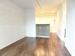 阪急千里線 淡路駅 徒歩11分の賃貸マンション 2階1LDKのリビング/ダイニング