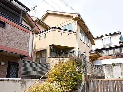 外観:平成16年12月建築 外観:平成16年12月建築