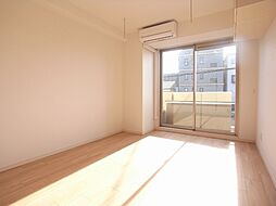 パウゼ西本町 7階1Kのリビング/ダイニング