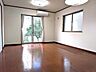 室内：約16帖のLDK