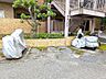 外観：バイク置き場