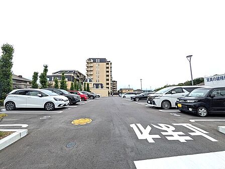 無料駐車場1台専用使用権付