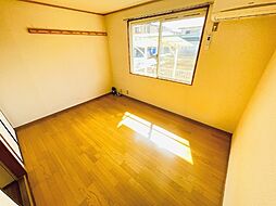 ファンテーヌメゾン片倉 102 1階1Kのリビング/ダイニング