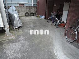 6 / 12