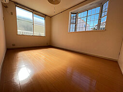 アピカル国立 24 2階ワンルームのリビング/ダイニング