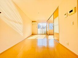 グランシャリオスッド 202 2階1LDKのリビング/ダイニング