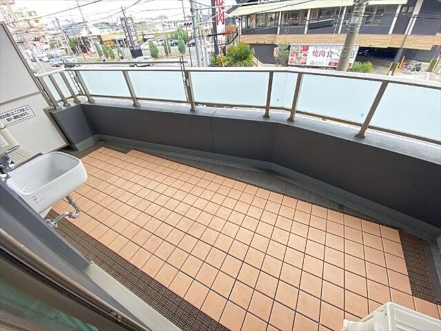 バルコニー