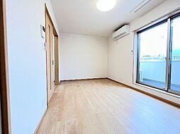 サニーパレス 0102 1階1Kのリビング/ダイニング