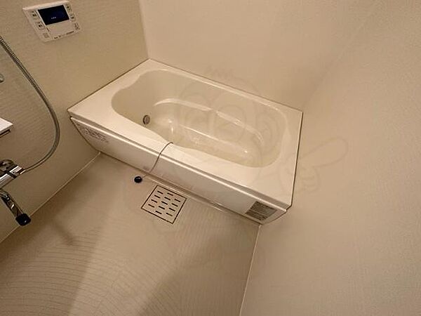 画像10:浴室