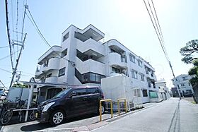 ロワイヤル江坂 105 ｜ 大阪府吹田市江坂町３丁目24番25号（賃貸マンション1K・1階・30.00㎡） その1