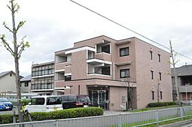 グリーンエクセル稲野  ｜ 兵庫県伊丹市稲野町７丁目（賃貸マンション3LDK・1階・65.82㎡） その1